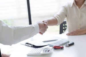 hello auto sobre los seguros para coche del futuro